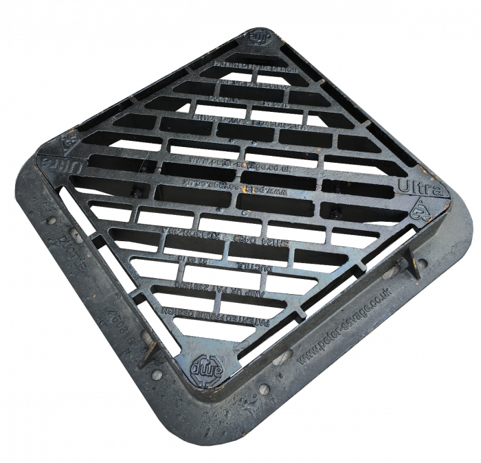 D 400 Ductile Iron Gully Gratings 600 X 600mm Over - Triangle (700x674), Png Download