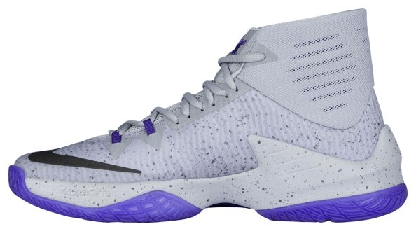 Nike Zoom Clear Out Demercus Cousins Pe Medial - Nike Zoom Clear Out Pe (593x517), Png Download