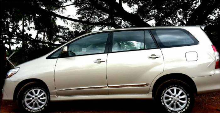 Toyota Malappuram, Toyota Innova For Sale In Malapuram, - Toyota Innova (700x500), Png Download