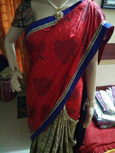 Attract Compliments By This Multi Colored Chiffon Saree - Sari (390x520), Png Download