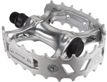 Se Bikes Bear Trap Pedals Crucial Bmx Racing Shop Bristol - Bear Trap Pedals (570x375), Png Download