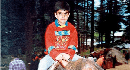 Virat Kohli Hairstyle Pictures From His Childhood To - Virat Kohli Childhood (530x278), Png Download