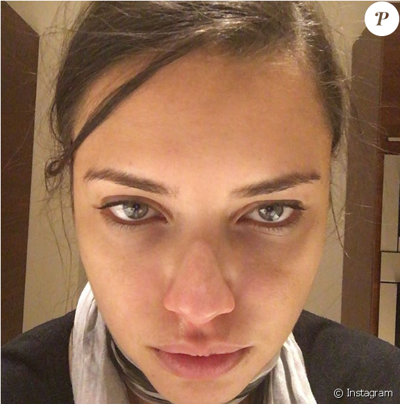Adriana Lima Se Montre Sans Maquillage Sur Instagram - Adriana Lima (950x581), Png Download
