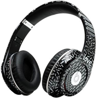 Beats By Dre Studio Love Skull Limited Edition Headphones - Old Beats Headphones (400x420), Png Download