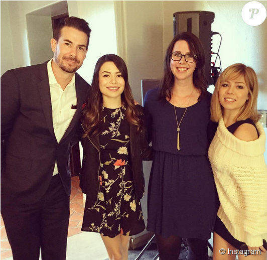 Kerry Trainor Wedding - London Elise Kress And Nathan Kress (950x517), Png Download
