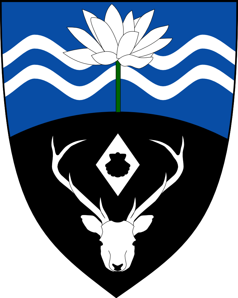 Lucy Cav Shield - Lucy Cavendish College Logo (800x1002), Png Download