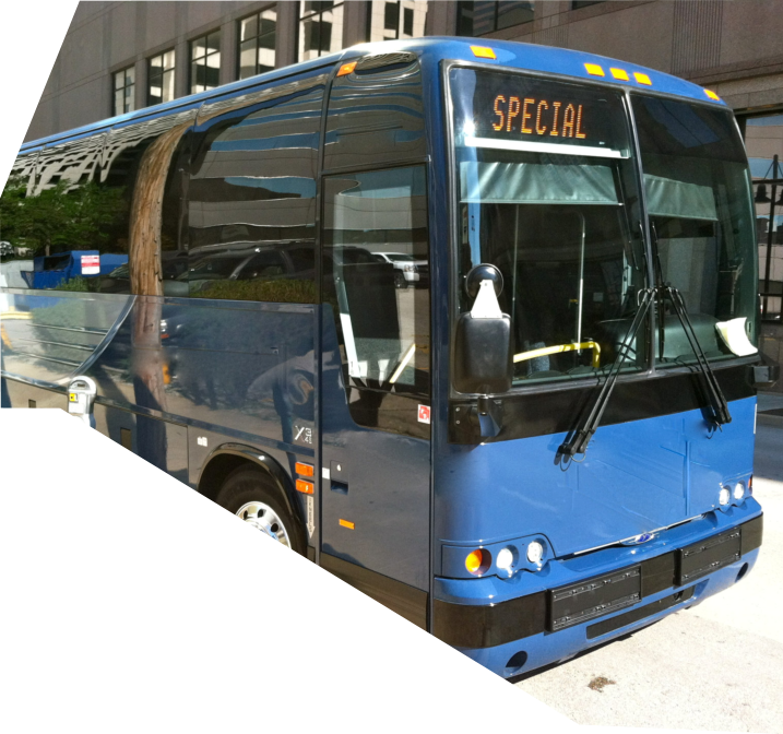 Sureway Transportation, Inc - Greyhound Station Chicago Illinois (717x672), Png Download