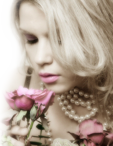 Beauty & Pink Roses - Girl (376x486), Png Download