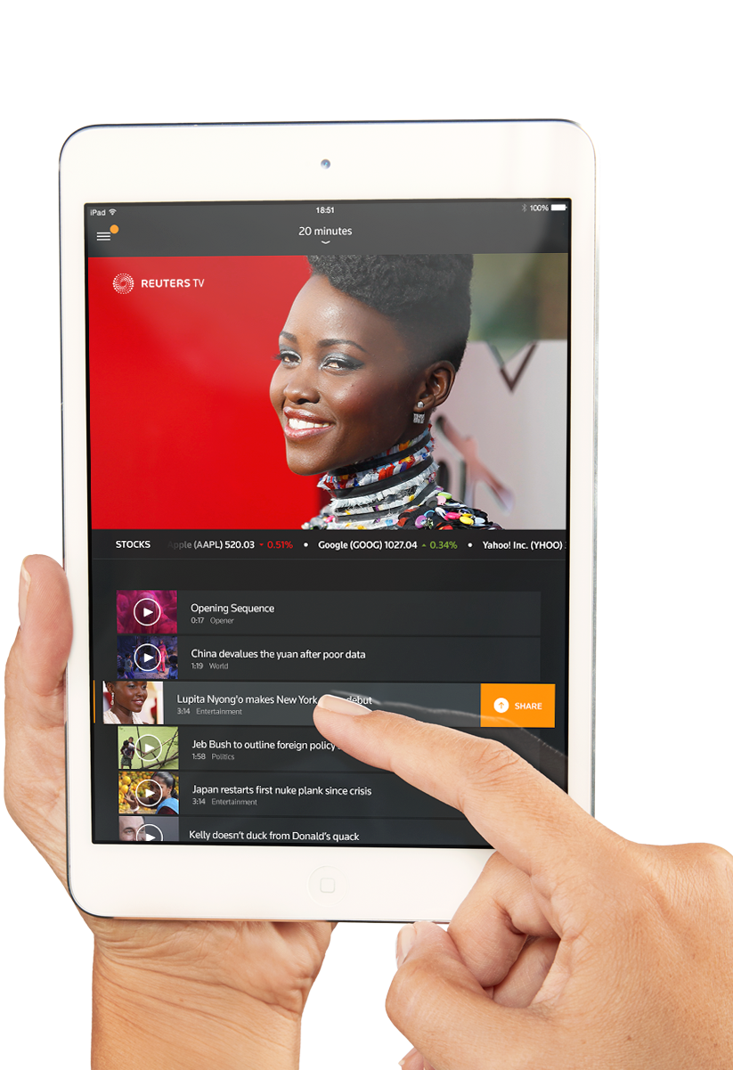 Hand Holding Ipad - Ipad Hand Vertical Png (675x900), Png Download