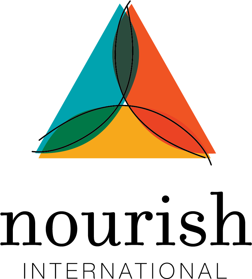 Crowdrise - Multipliers: How The Best Leaders Make Everyone Smarter (1042x1092), Png Download
