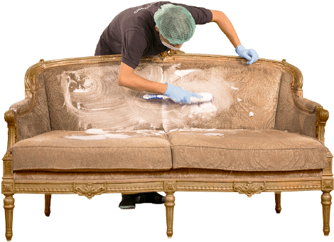 Sofa Dry Cleaning In Progress By A Young Professional - Sofa Dry Cleaning (483x340), Png Download