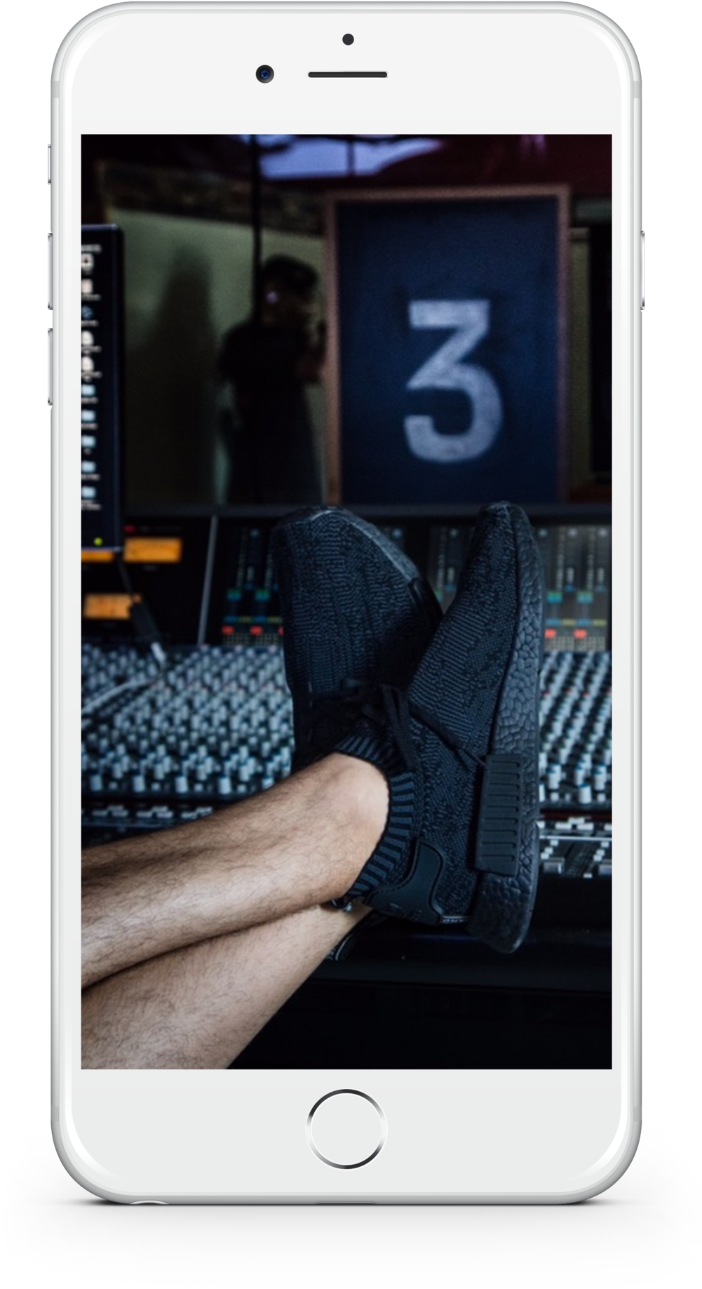 Snapchat Story A Phone Number Was Hidden In The Snapchat - Smartphone (1000x1892), Png Download