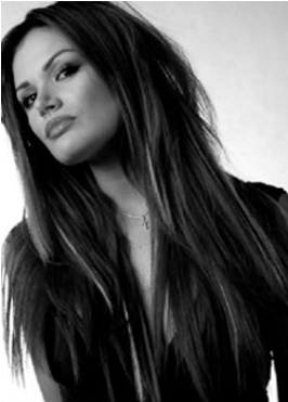 Hairlocs Hair Extensions Difference - Girl (400x370), Png Download