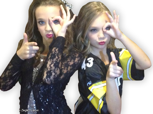 Tumblr Mc9mggmpgm1rf9lwfo1 500 - Dance Moms (500x373), Png Download