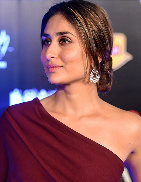 Popular Images - Kareena Kapoor Latest Hot Photos At The Launch Of New (1200x600), Png Download