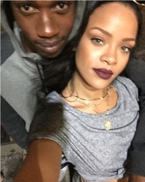 Rihanna, En Deuil, Pleure La Mort De Son Cousin, Abattu - Mad Photoshop Skills (1200x630), Png Download