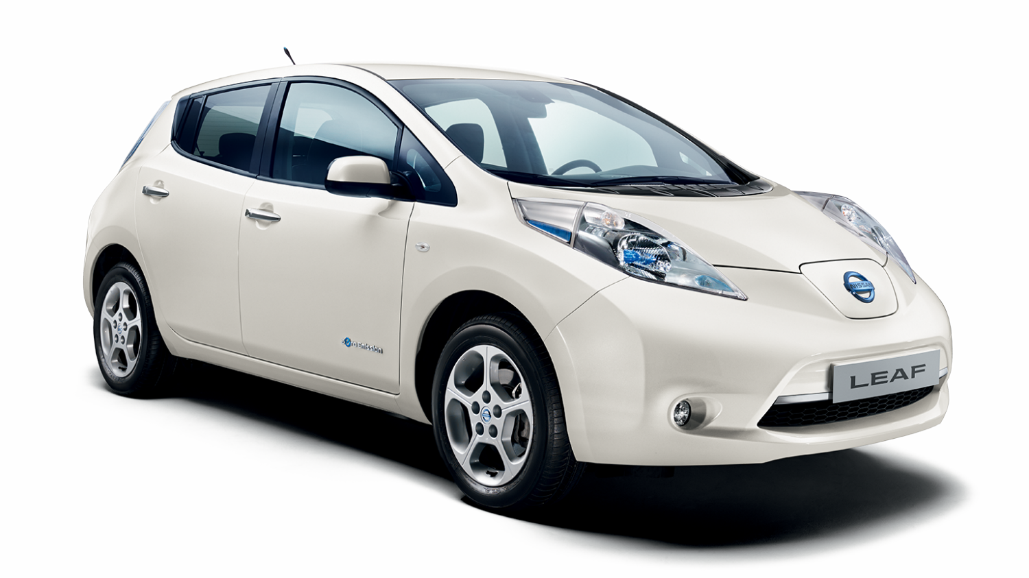 "el Hecho De Que El Papa Comience A Utilizar Un Auto - Nissan Electric (1500x843), Png Download