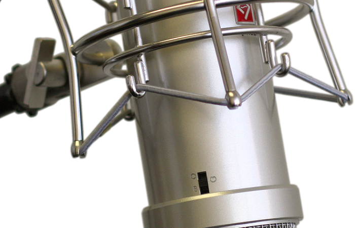 Atlantis Mounted Down - Lauten Audio Atlantis Fc-387 Fet Condenser Mic (700x450), Png Download