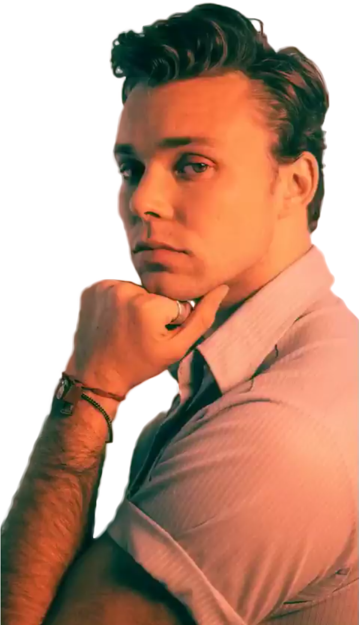 Ashton Irwin Png - Ashton Irwin (720x1280), Png Download