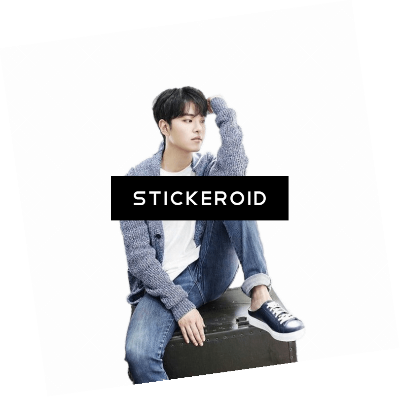 Hajoon Posing - Fc Admira Wacker Mödling (811x805), Png Download