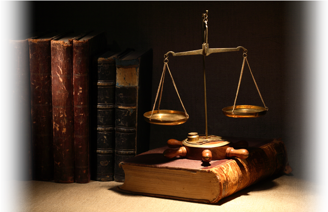 Books And Scales Of Justice - Old Law Books (682x433), Png Download