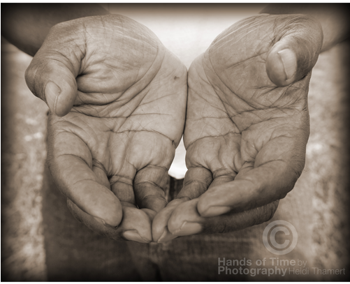 Giving Hands - Hand (500x500), Png Download