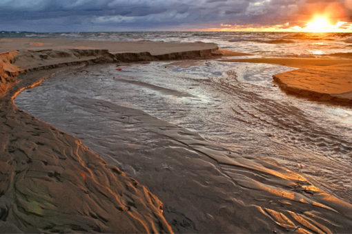 Lake Michigan Shore Lake Superior - Lake Michigan Clip Art (510x340), Png Download