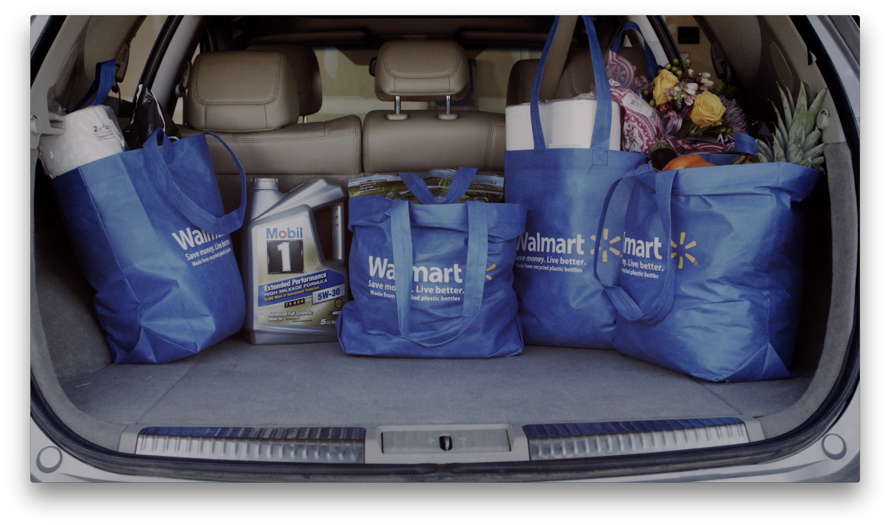 Exxon Mobil Family - Honda (3104x1846), Png Download