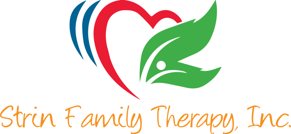 Strin Family Therapy Logo - Heart (1000x463), Png Download