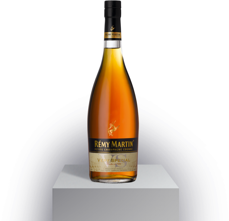 Remy Martin Vs - Коньяк Remy Martin Vs (824x800), Png Download