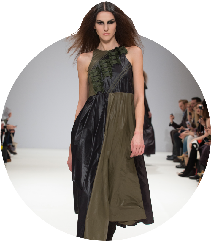 Drawing Inspiration From Female Pioneers In Aviation, - Fashion Show (711x810), Png Download