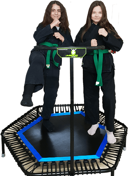 Jumping Fitness Selbstverteidigung Für Kids - Trampoline Jump (500x643), Png Download