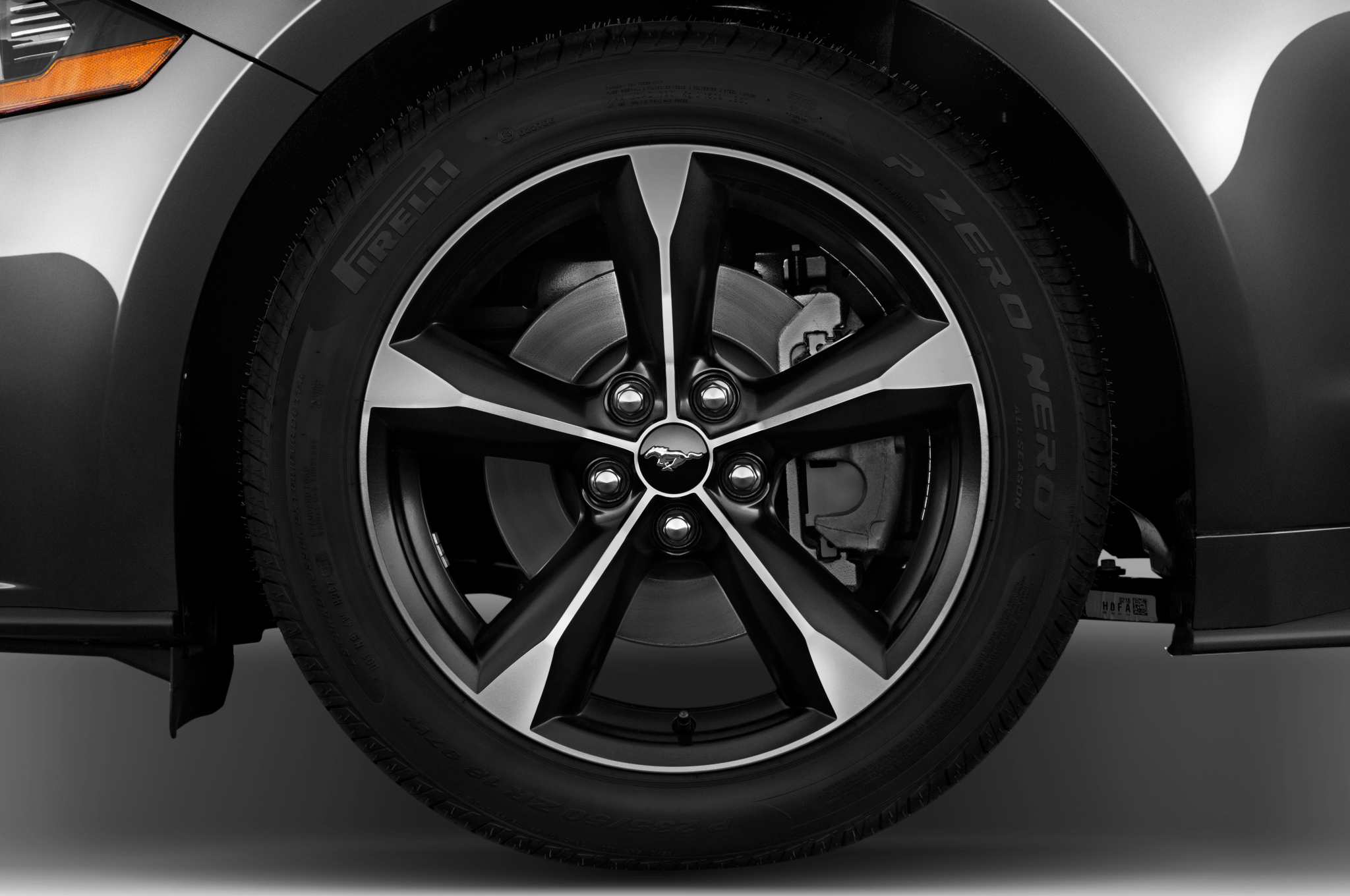 38 - - 2018 Mustang Ecoboost Premium 18 Wheels (2048x1360), Png Download