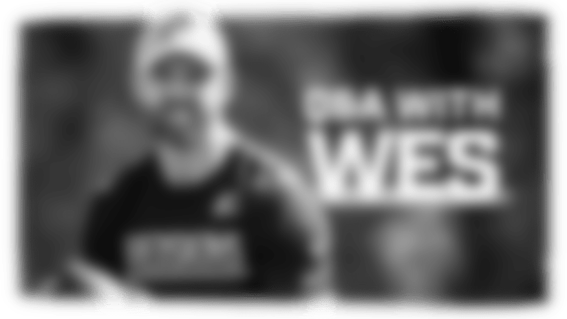 Tight Ends Coach Wes Phillips - Monochrome (824x464), Png Download