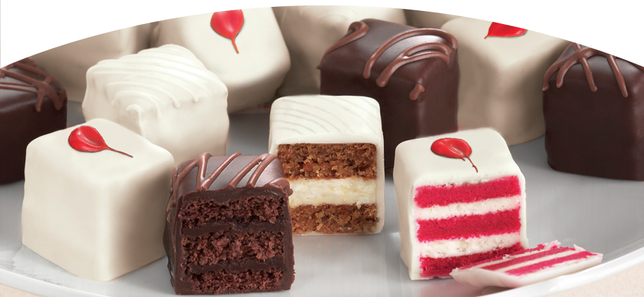 Pastry Clipart Petit Fours - Petit Four Cake Png (940x434), Png Download