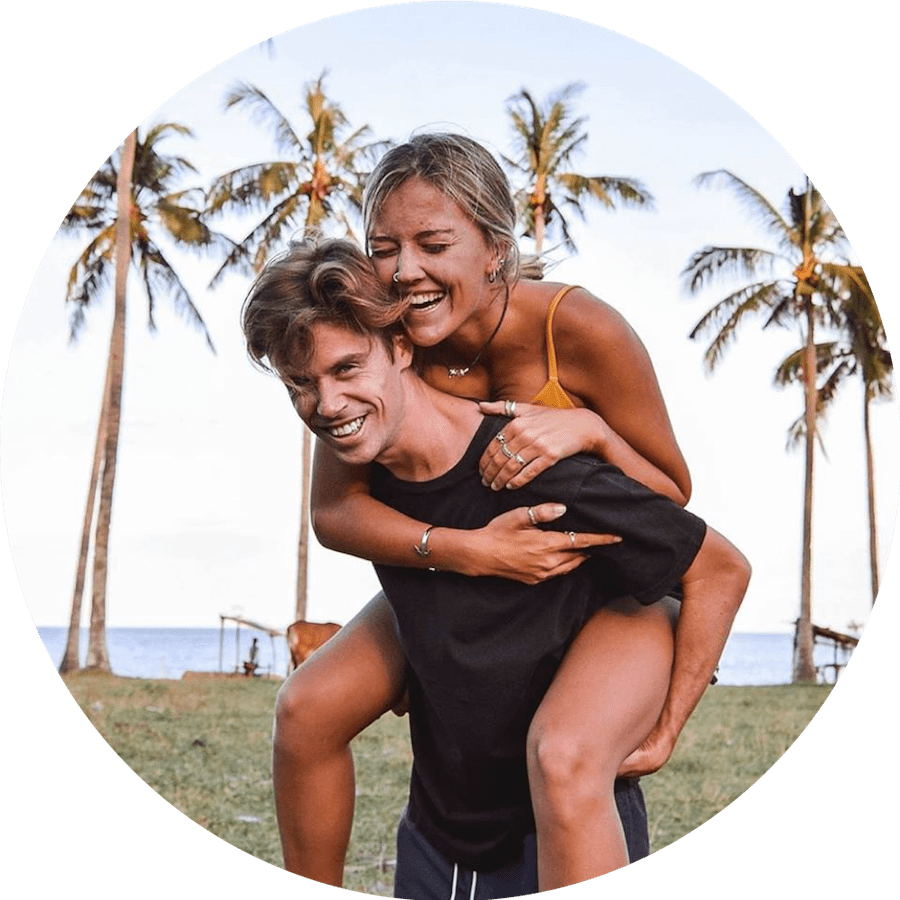 Charlie & Lauren Are A Free Spirited Couple On The - Photography (900x900), Png Download