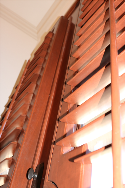 7 Ways To Keep Your Plantation Shutters Looking Fresh - Architecture (800x600), Png Download