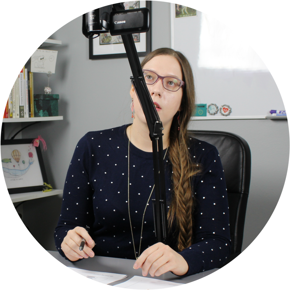 About Me Circle Images 003 - Girl (1000x1000), Png Download