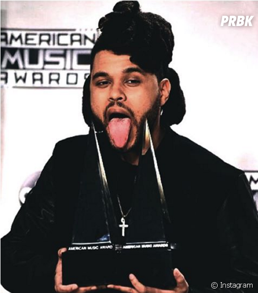 The Weeknd Também Garantiu Seu Espaço No Spotify Em - Weeknd With Tongue Out (950x595), Png Download