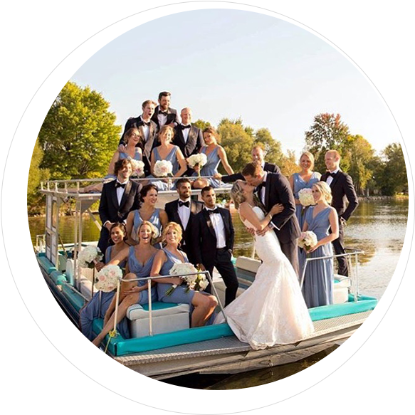 Photo Of Wedding Party On Fern Boat - Wedding Reception (587x639), Png Download