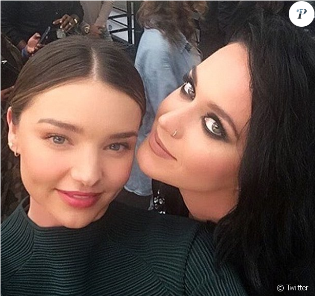 Miranda Kerr Et Katy Perry Prenent La Pose Ensemble - Di Orlando Bloom Con Katy Perry (950x575), Png Download