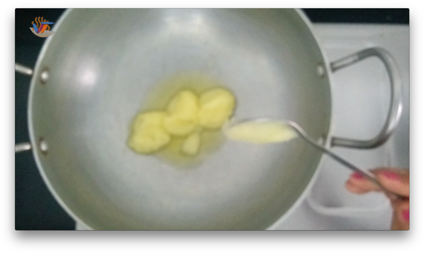 Heat A Wok On Gas Stove Now Add Ghee In It Then Fry - Cooking (1392x832), Png Download