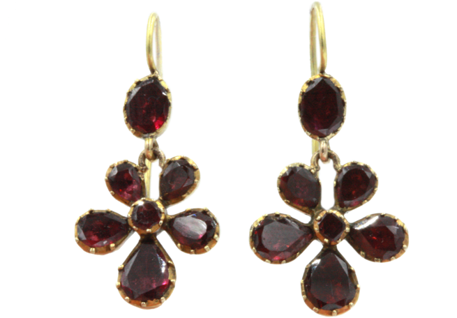 Georgian Garnet Pansy Earrings - Earrings (700x467), Png Download
