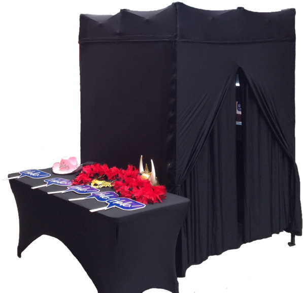 Wedding Dj, Up Lighting, & Photo Booth Package - Table (725x623), Png Download