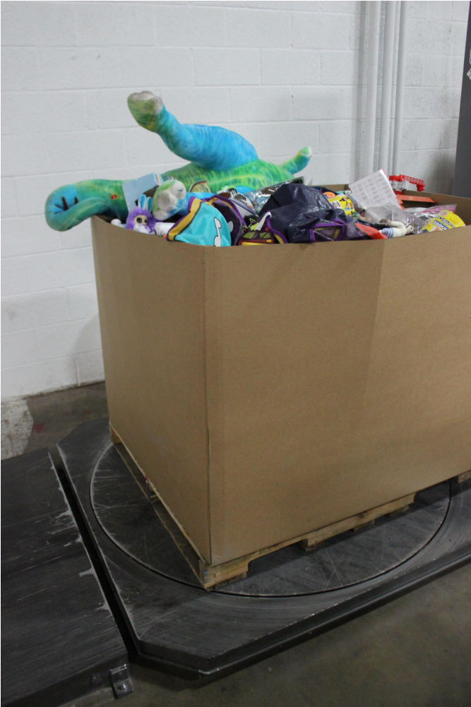 Pallet 298 Pcs Action Figures, Stuffed Animals, Dolls, - Budgie (1000x1000), Png Download