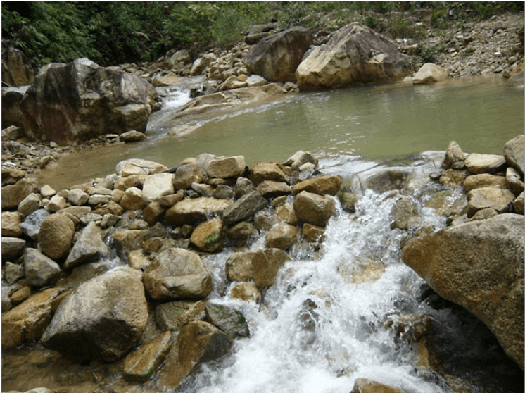 Singaporean Dies After Plunging Down Kulai Waterfall - Tributary (991x557), Png Download