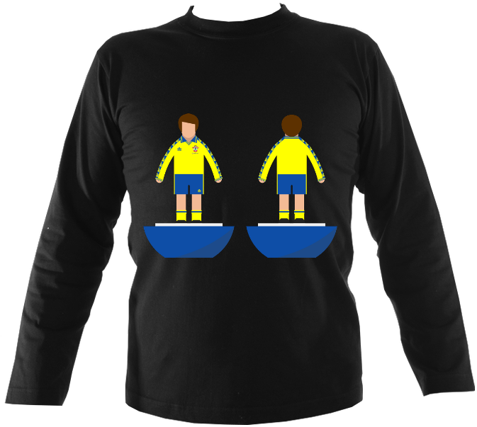 Football Player 'southampton 1976 Fa Cup Final' Men's - Long-sleeved T-shirt (680x619), Png Download